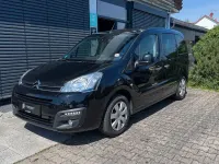 Gebraucht Citroën Berlingo SELECTION 120 PS (88 kW) 2017 Schwarz Van / Kleinbus