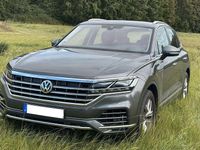 Gebraucht VW Touareg Elegance 286 PS (210 kW) 2019 Grau SUV