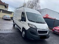 Gebraucht Peugeot Boxer 131 PS (96 kW) 2015 Weiß Van