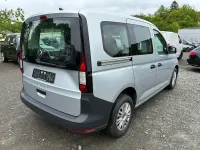 Usata VW Caddy 102 CV (75 kW) 2022 Argento Monovolume