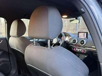 Gebraucht Audi A3 Sport 116 PS (85 kW) 2019 Grau Limousine