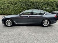 Gebraucht BMW 750 449 PS (330 kW) 2017 Grau Limousine