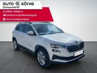 Gebraucht Skoda Karoq Selection 150 PS (110 kW) 2025 Moonweiß perleffekt SUV