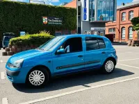 Brugt Renault Clio II LIMITED 98 HK (72 kW) 2001 Blå Hatchback