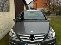 Gebraucht Mercedes B170 116 PS (85 kW) 2008 Grau Van / Kleinbus