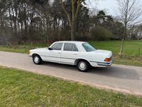 Second-hand Mercedes 280 1972 Alb Berlinǎ