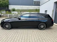 Gebraucht Mercedes 300 AMG 265 PS (194 kW) 2023 Schwarz Limousine