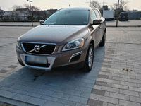Gebraucht Volvo XC60 215 PS (158 kW) 2012 Braun SUV