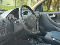 Gebraucht Opel Corsa 60 PS (44 kW) 2006 Silber Kleinwagen