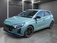 Neu Hyundai i20 Blackline 90 PS (66 kW) 2026 Grün Kleinwagen