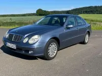 Gebraucht Mercedes E200 Elegance 163 PS (119 kW) 2004 Blau Limousine