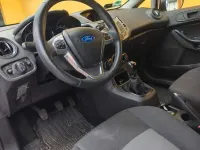 Gebraucht Ford Fiesta 75 PS (55 kW) 2015 Weiß Kleinwagen