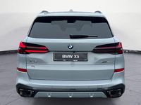 Neu BMW X5 298 PS (219 kW) 2025 Grau SUV