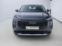 Neu Audi Q3 Sportback Sport 150 PS (110 kW) 2026 Grau SUV