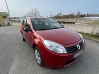 Gebraucht Dacia Sandero 75 PS (55 kW) 2012 Rot Limousine