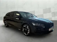 Neu Skoda Superb SportLine 193 PS (141 kW) 2026 Ebony black metallic Kombi