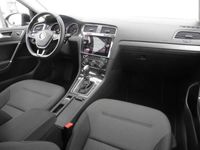 gebraucht VW Golf 1.6 TDI SCR DSG 1-Hand Navi Panorama Keyles