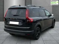 Neu Dacia Jogger Extreme 141 PS (103 kW) 2025 Perlmuttschwarz Van / Kleinbus