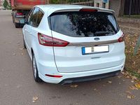 Gebraucht Ford S-MAX Titanium 179 PS (131 kW) 2017 Weiß Van / Kleinbus