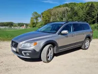 Gebraucht Volvo XC70 Summum 215 PS (158 kW) 2013 Gold Kombi