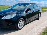 Gebraucht Ford Focus 100 PS (73 kW) 2013 Schwarz Kombi