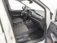 Gebraucht VW Caddy Basis 114 PS (83 kW) 2022 Weiß Van / Kleinbus