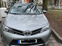 Gebraucht Toyota Auris 132 PS (97 kW) 2014 Grau Limousine
