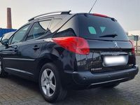 Gebraucht Peugeot 207 120 PS (88 kW) 2011 Schwarz Kombi