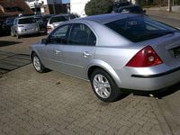 Gebraucht Ford Mondeo Ghia 125 PS (91 kW) 2003 Grau Limousine