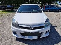 Gebraucht Opel Astra Edition 241 PS (177 kW) 2008 Weiß Limousine