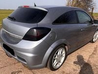 Gebraucht Opel Astra GTC 170 PS (125 kW) 2005 Silber Kleinwagen