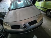 Gebraucht Renault Mégane II 82 PS (60 kW) 2002 Grün Limousine