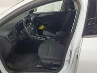 Gebraucht Ford Focus Titanium 120 PS (88 kW) 2024 Frozen white Kombi