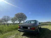 Gebraucht Mercedes E230 132 PS (97 kW) 1987 Kombi