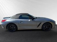 Gebraucht BMW Z4 M Sport 197 PS (144 kW) 2026 Bmw individual frozen grey metallic Cabrio