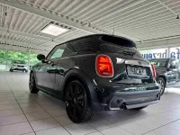 Gebraucht Mini Cooper Resolute Edition 136 PS (100 kW) 2023 Rebel green Kleinwagen