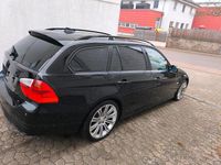 Gebraucht BMW 320 150 PS (110 kW) 2007 Schwarz Kombi