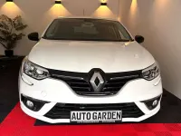 Gebraucht Renault Mégane LIMITED 140 PS (102 kW) 2019 Gletscherweiss Kleinwagen