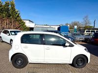 Używany VW up! move up! 60 KM (44 kW) 2019 Biały Hatchback
