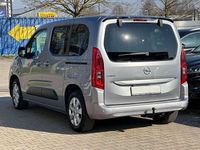 Gebraucht Opel Combo 131 PS (96 kW) 2022 Kontrast grau/quarz silber Van / Kleinbus