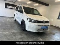 Second-hand VW Caddy 102 CP (75 kW) 2023 Alb Monovolum