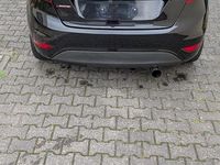 Gebraucht Ford Fiesta 82 PS (60 kW) 2010 Schwarz Kleinwagen