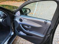 Gebraucht Mercedes E200 188 PS (138 kW) 2017 Schwarz Limousine