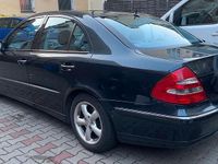 Gebraucht Mercedes E220 Avantgarde 150 PS (110 kW) 2002 Limousine