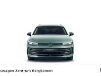 Gebraucht VW Passat Business 204 PS (150 kW) 2025 Maripositgrün metallic Kombi