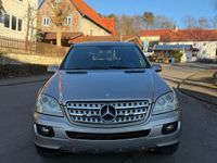 Gebraucht Mercedes ML420 306 PS (225 kW) 2008 Gold SUV