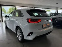Usado Kia Ceed Vision 140 CV (102 kW) 2021 Blanco Utilitario