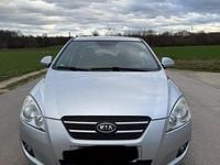 Gebraucht Kia Ceed EX 122 PS (89 kW) 2007 Grau Kleinwagen