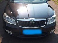 Gebraucht Skoda Octavia Ambiente 122 PS (89 kW) 2011 Schwarz Kombi