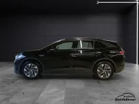 Begagnad VW ID.4 Pro Performance 150 kW (204 HK) 2023 Svart SUV